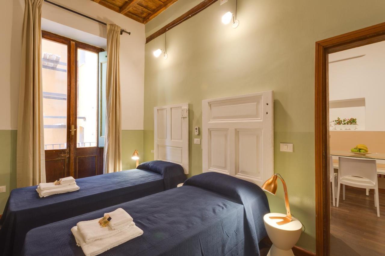 Romac Baullari Holiday Apartment In Campo De Fiori Extérieur photo