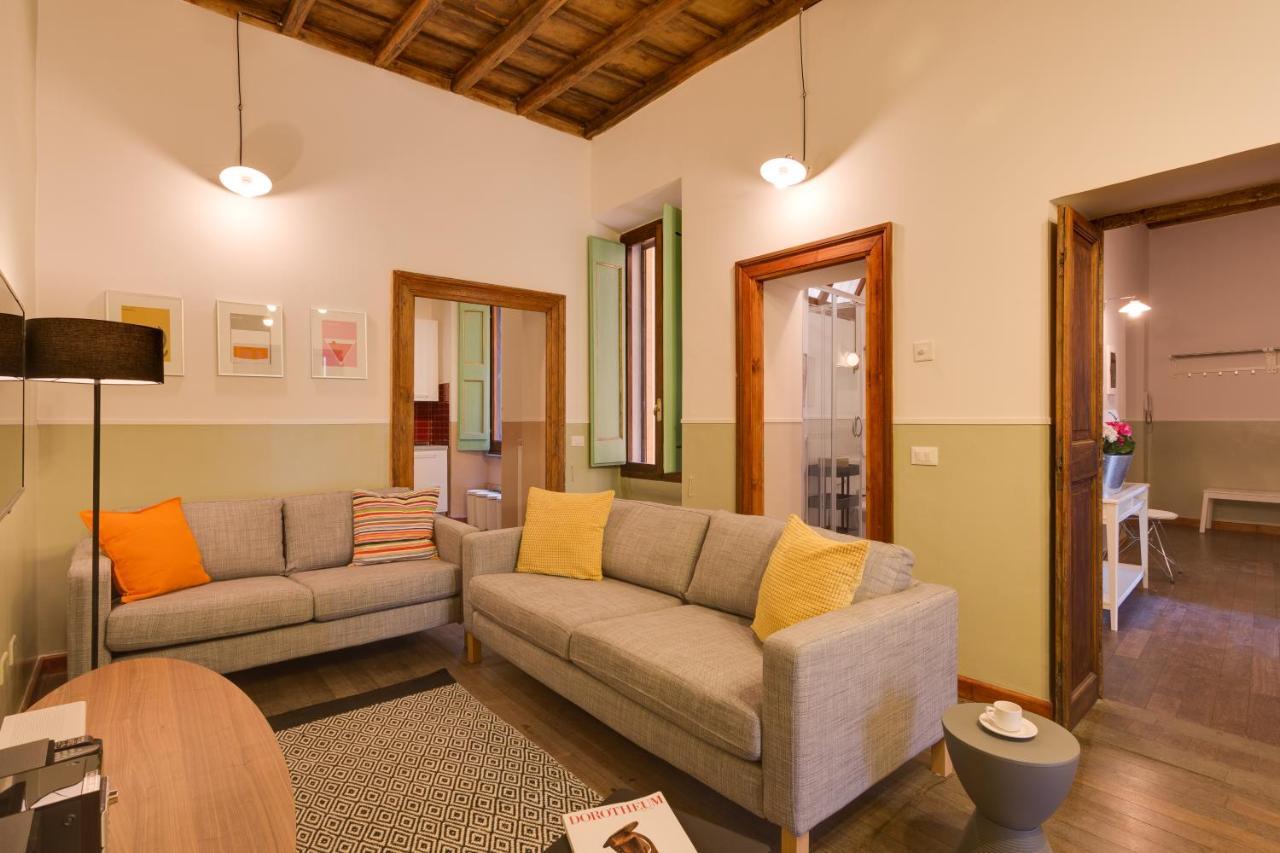 Romac Baullari Holiday Apartment In Campo De Fiori Extérieur photo
