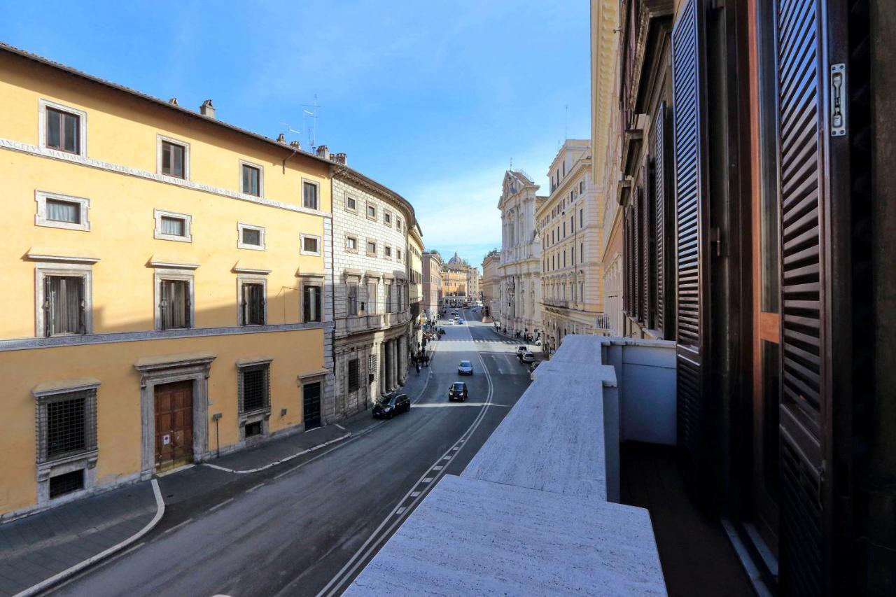 Romac Baullari Holiday Apartment In Campo De Fiori Extérieur photo
